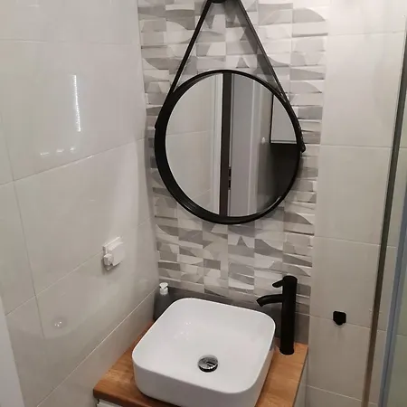 Park Apartment *